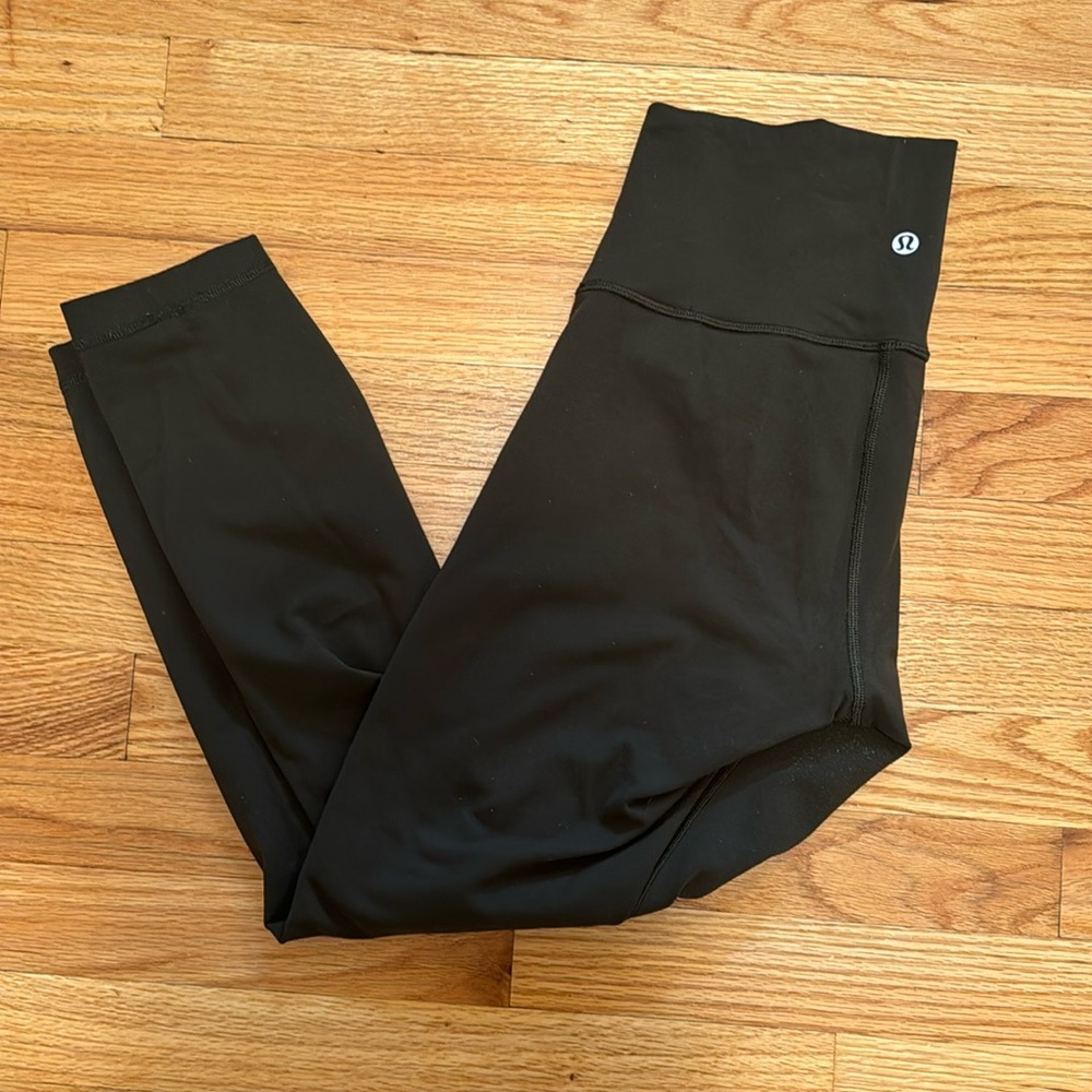 Lululemon wunder legging, size 6, green